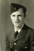 SM-Grundle, J.L. (Jack) – Corporal RCAF Overseas